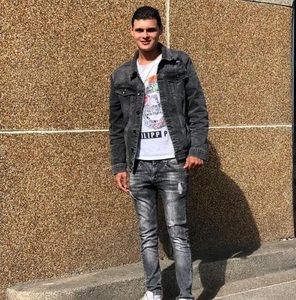 Meet your Posher, Alejandro